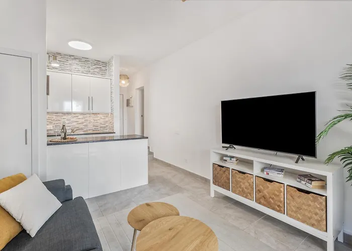 Yucca Park 1 Bed * Costa Adeje (Tenerife)