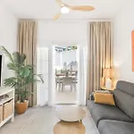 Yucca Park 1 Bed Апартаменти *
