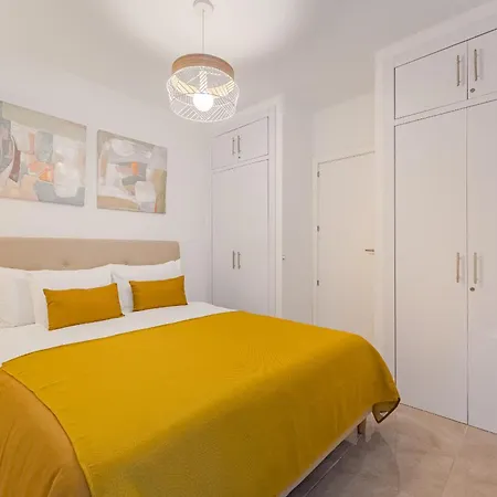 Yucca Park 1 Bed * 아데제
