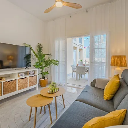 Yucca Park 1 Bed 아파트