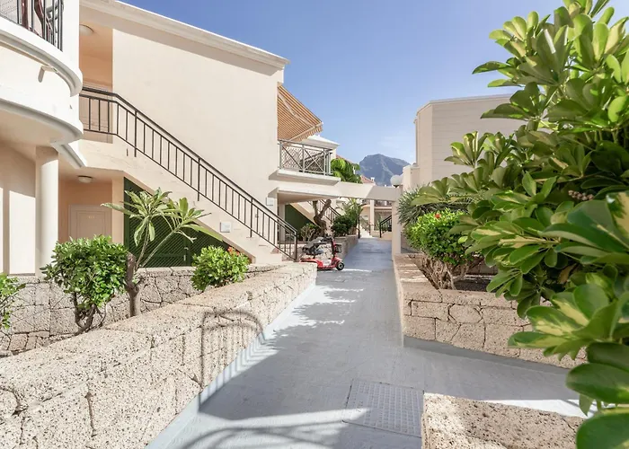 Yucca Park 1 Bed Apartment *