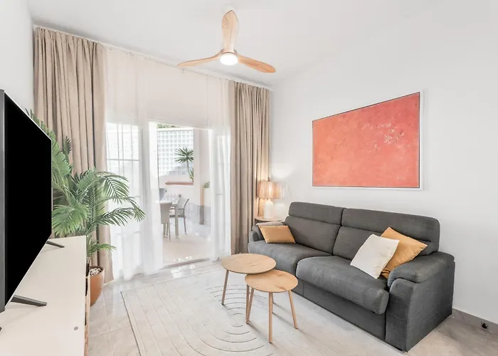 Yucca Park 1 Bed * Адехе